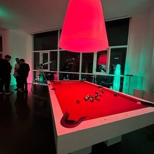 Meet your Posher, Adan